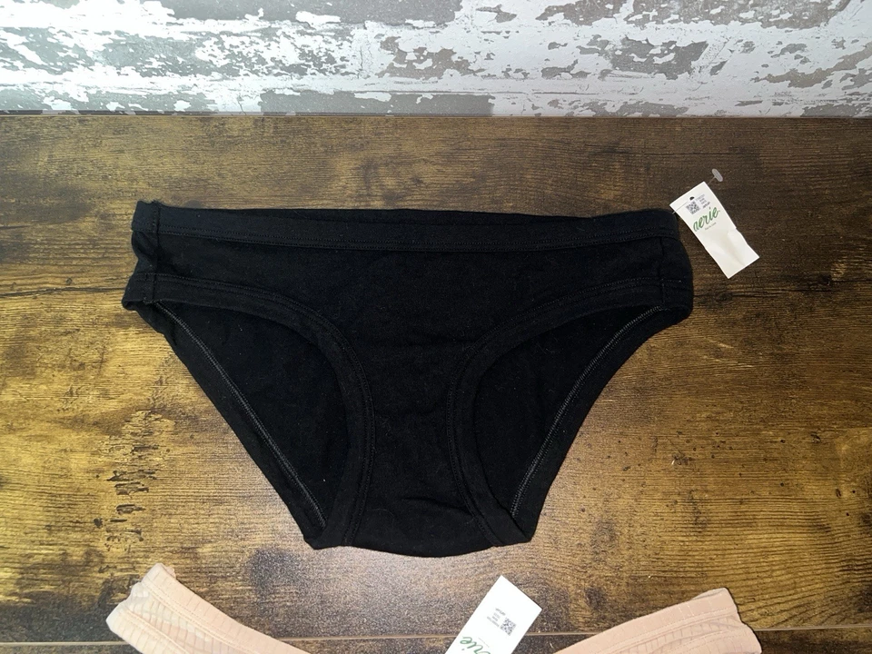 ¡NUEVO CON ETIQUETAS! Lote de 2 Bragas Aerie Real Good Superchill - Bikini Negro - Tanga Tostada - S Foto 3 de 4
