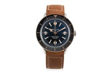 Breitling Superocean Heritage 42 acier / or automatique montre pour hommes U103