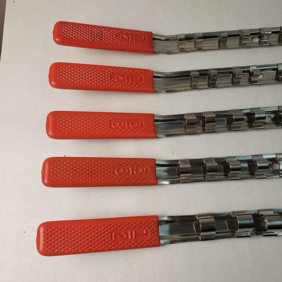 Husky Socket Rack Organizers Set of 5. Drive Size: 1/4 (2) 3/8 (2) & 1/2 - Image 2 of 4