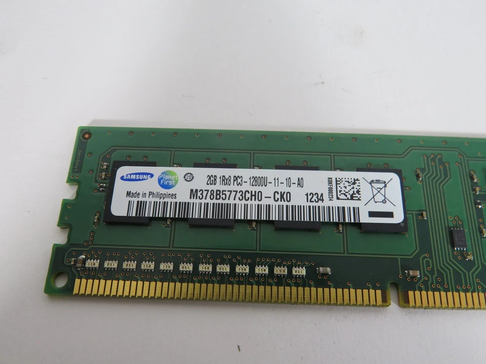 Samsung M378B5773CH0-CK0 240 Pin Memory Chip DDR3 1600mHz 2GB USED - Image 3 of 3