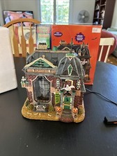 Halloween Lemax Spooky Town Black Raven Manor...