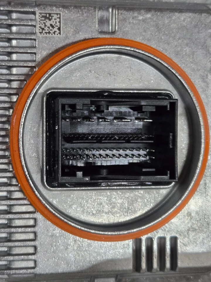 2020-2023 BENTLEY PORSCHE LED 车头灯控制模块镇流器原始设备制造商 92941592BA — 第 3/3 张图片