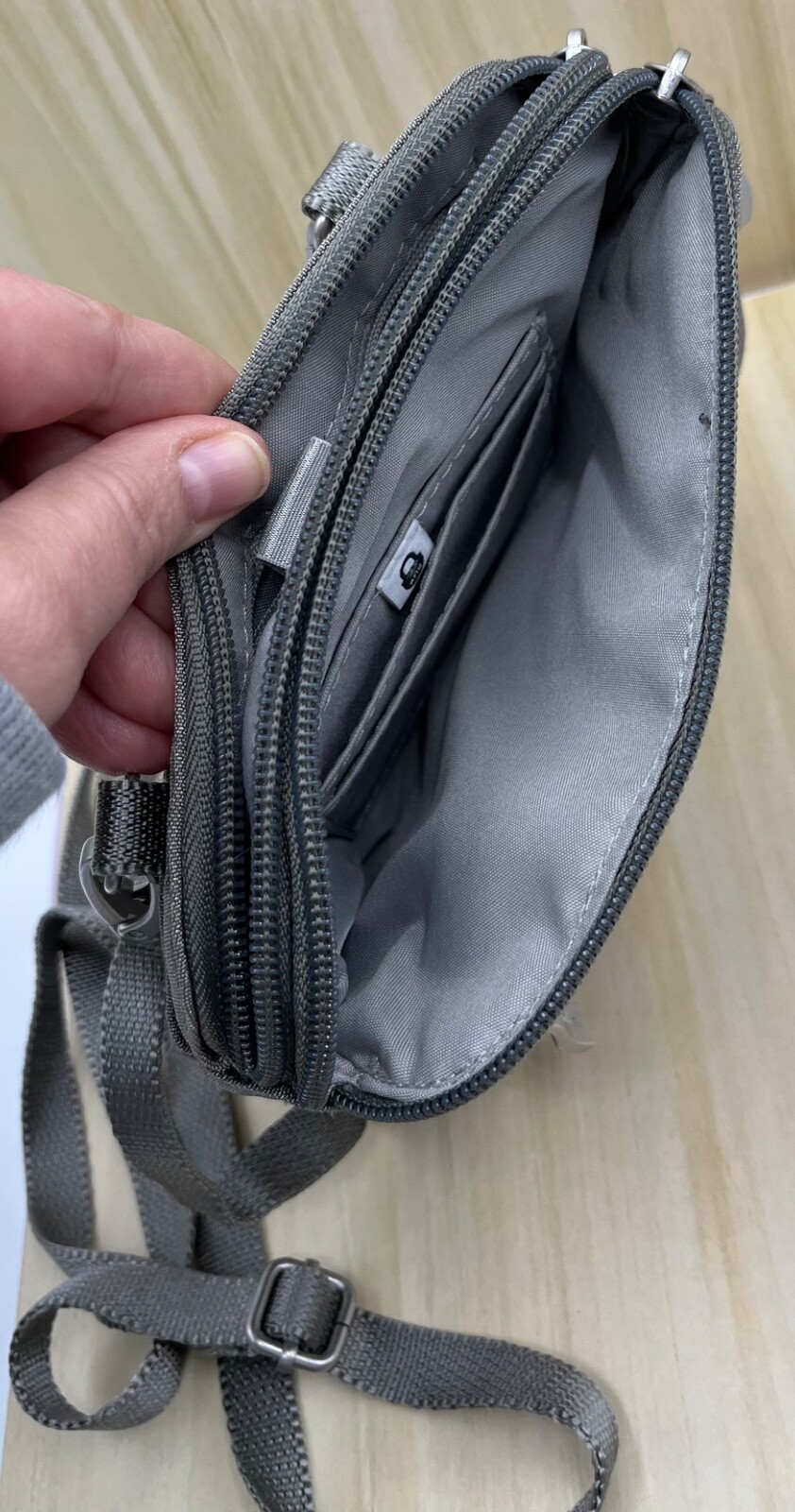 Baggallini Double Zip Gray Adjustable Crossbody A… - image 3