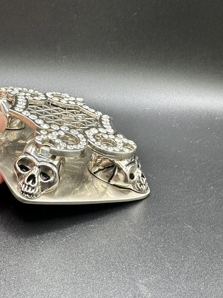 Washed Up Hollywood Skull Heart Mesh Belt Buckle Silver - Image 3 of 4