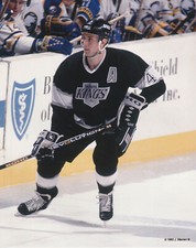 Rob Blake Cards, Rookie Cards and Autographed Memorabilia Guide 18