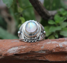 Silver Plated Rings For Women Girl With Natural Moonstone Gemstone P173