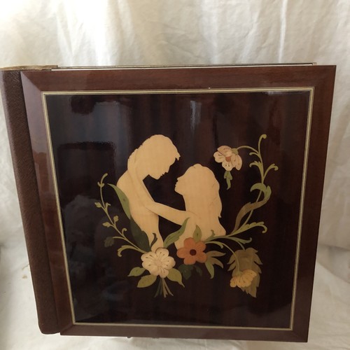 Vintage handgefertigtes Holz Intarsien Mann Frauen Garten Hochzeit Fotoalbum unbenutzt - Bild 3 von 24