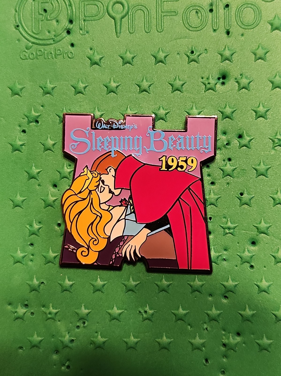 Sleeping Beauty 1959-cointdown To The Millennium Pin #44 Of 101 OE, Disney pin