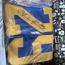 How to Insure Your Sports Card and Memorabilia Collection 15