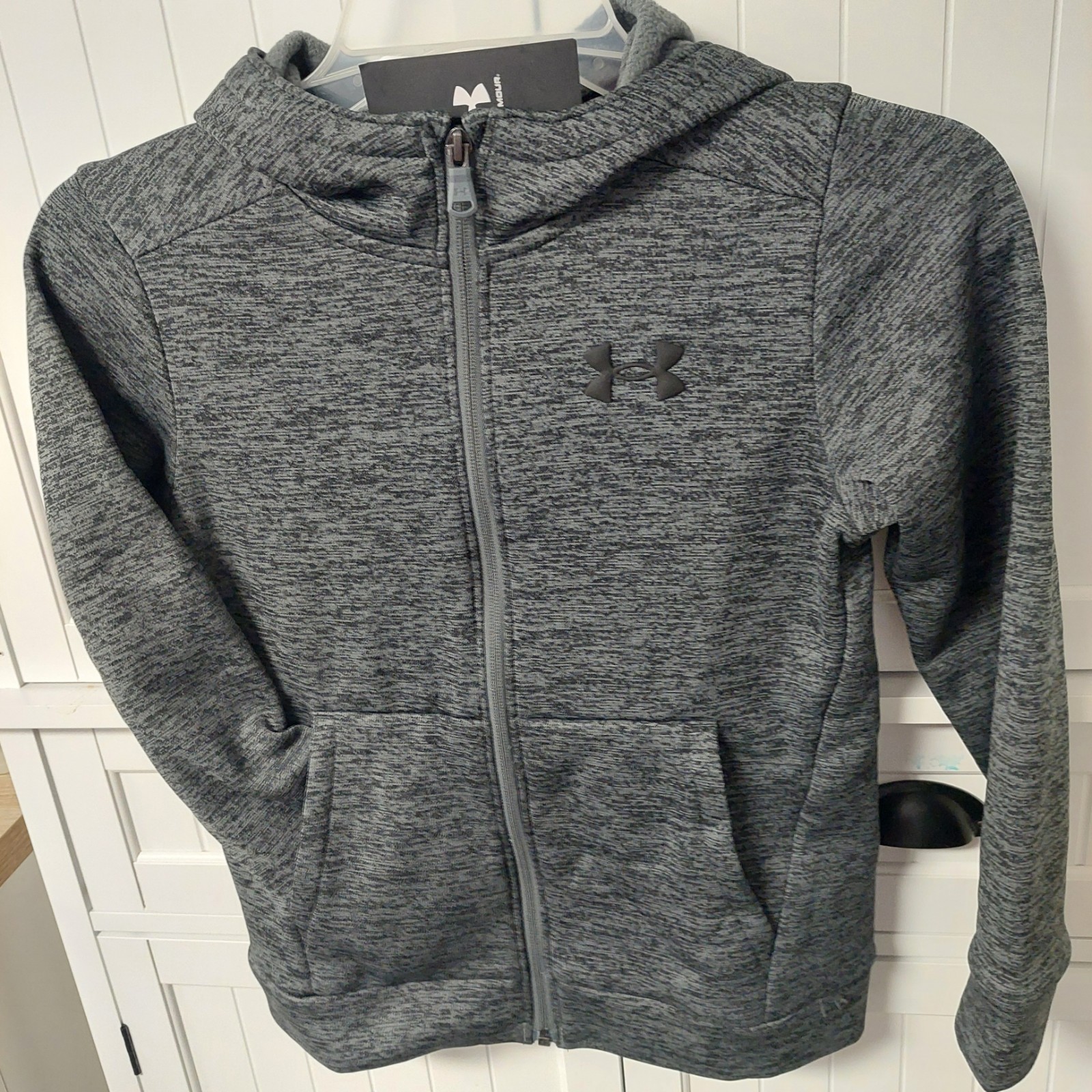 Under Armour Hooded  Pocket Zip Up Jacket Gray/black Size YSM NEW W/TAGS