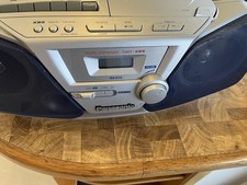 Panasonic RX-D10 AM/FM Portable Radio CD Cassette Stereo,Batterie+Netzbetrieb
