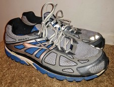 brooks beast 10.5 d