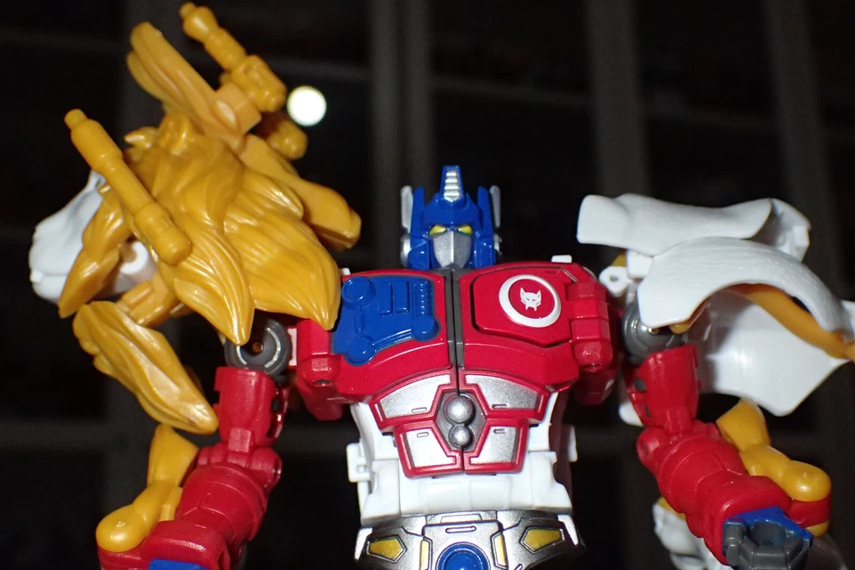 Transformers Generations Legacy Leo Prime, Skywasp y Scorponok - Imagen 3 de 4