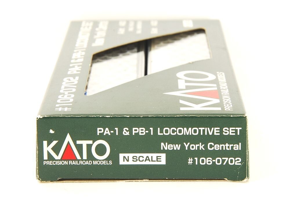 ΚΑΤΟ 106-0702 PA-1&PB-1 LOCOMOTIVE SET Kato 106-0702 New York Central PA-1 & PB-1 Diesel Locomotive