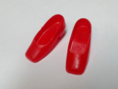 VINTAGE BARBIE FRANCIE RED SQUARE TOE MOD HEEL SHOES HONG KONG EXC MOD