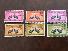 ICOLLECTZONE Guinea Be0-35 VF NH Birds