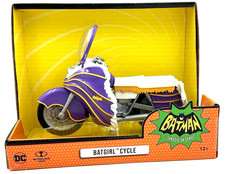 DC Retro Batgirl Cycle Batman 1966 Classic TV Series McFarlane Toys