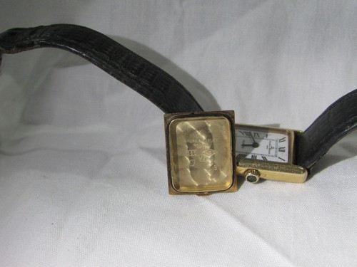 14KARATOWE ZŁOTO BAUME MERCIER ZEGAREK TANK CASE Z GUCCI SZWAJCARSKIM MECHANIZMEM KWARCOWYM - Zdjęcie 9 z 13