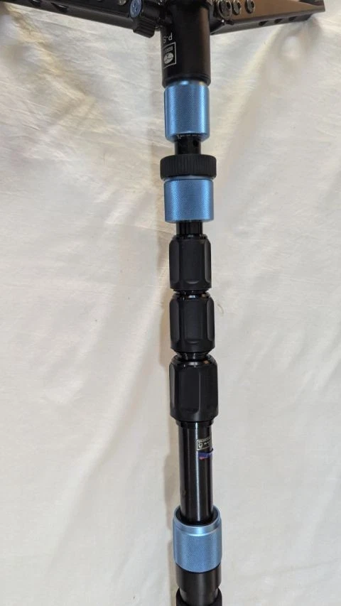 Sirui P-204S Aluminum Video Monopod with Folding Legs - Image 4 of 4