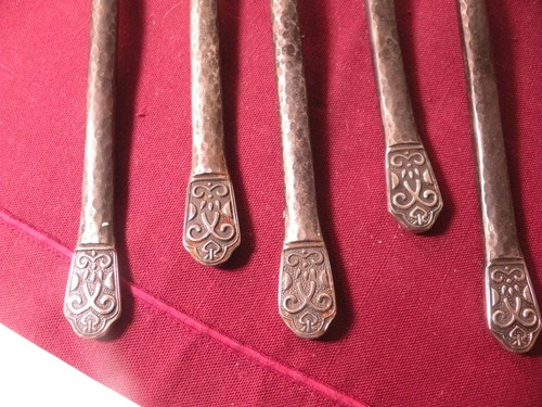 5 Dinner Forks GS Gourmet Settings AVALON BARCELONA Hammered Stainless 8 1/2" - Picture 3 of 5