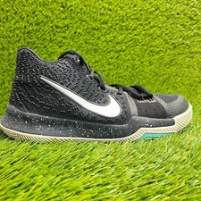 Nike Kyrie 3 GS Boys Size 7Y Black White Athletic Basketball Shoes Sneakers
