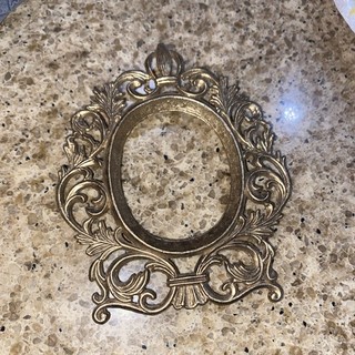 Vintage Ornate Brass Mini Picture Frame – Oval Rococo Style with Glass – ancient