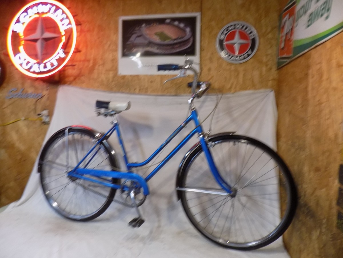 1967 SCHWINN BREEZE 3-SPEED VINTAGE BICYCLE COLLEGIATE RACER
