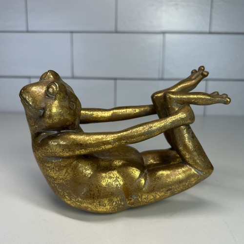 Funny Frog Figurine Yoga Pose Collectible Sculpture Frog Reptile Funny Decor