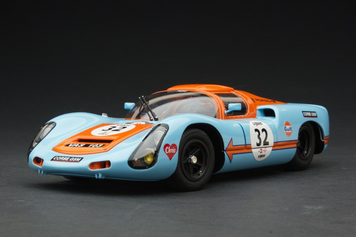 Exoto 1:18 | B&O GULF PORSCHE | 1967 Porsche 910-6 No. 32