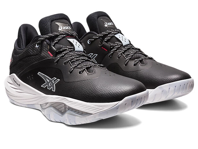 ASICS NOVA SURGE LOW 1061A043 001 Black White Basketball