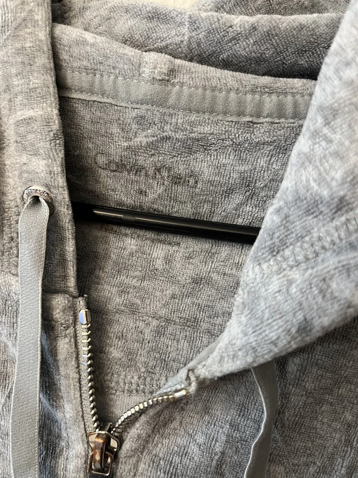 Calvin Klein Women's Rhinestone Logo Velour Hoodie Size XL Gray - Image 4 of 4