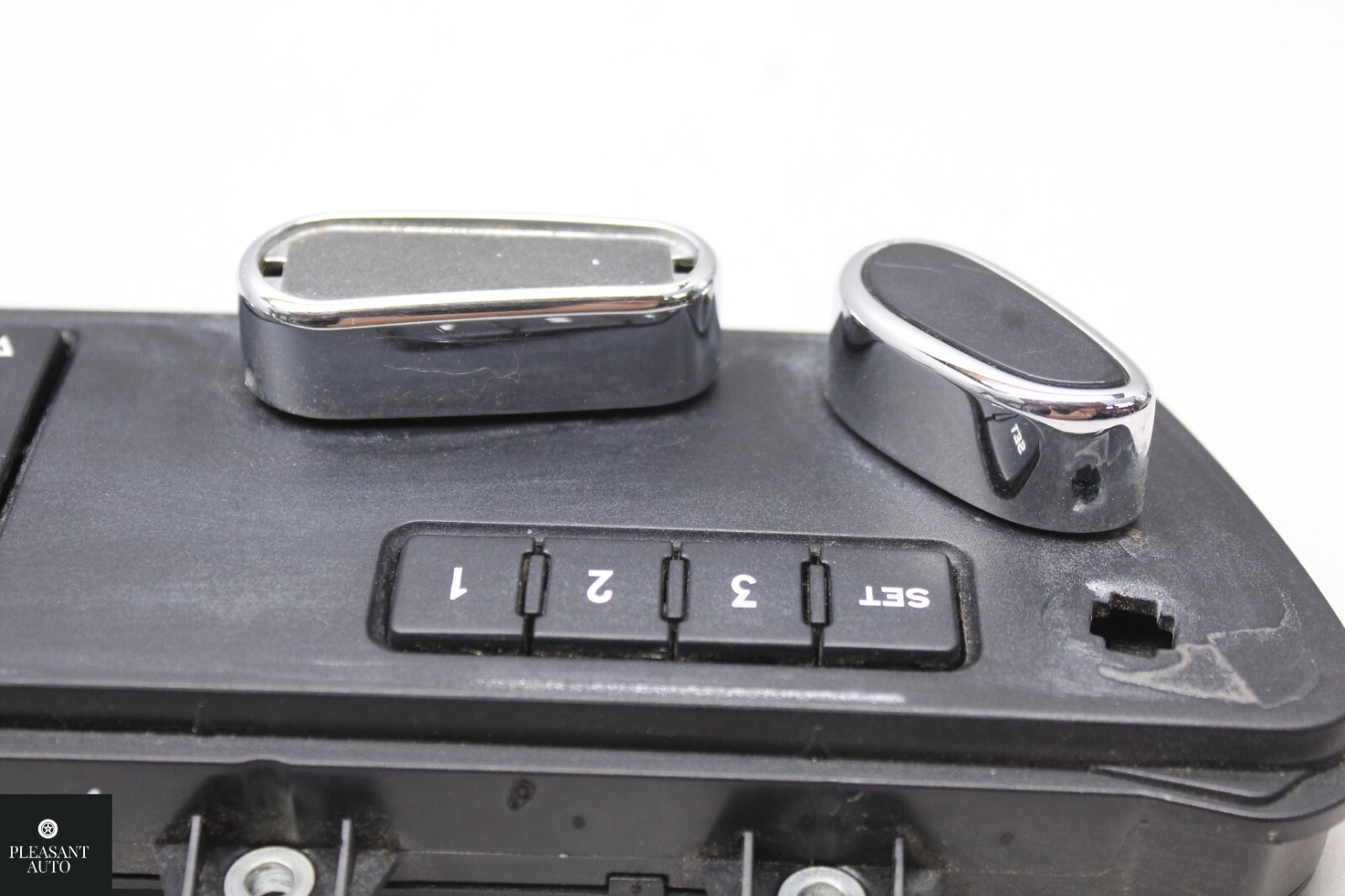 2006-12 BENTLEY CONTINENTAL FLYING SPUR FRONT RIGHT SEAT CONTROL SWITCH BUTTONS
