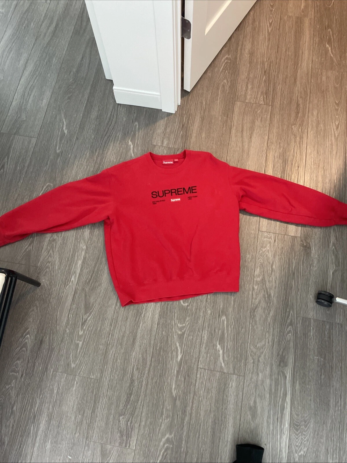 Sweat rouge Supreme NYC Store