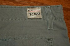 True VINTAGE Levi's red tab - Green Loose CARGO Shorts - Men Size 42