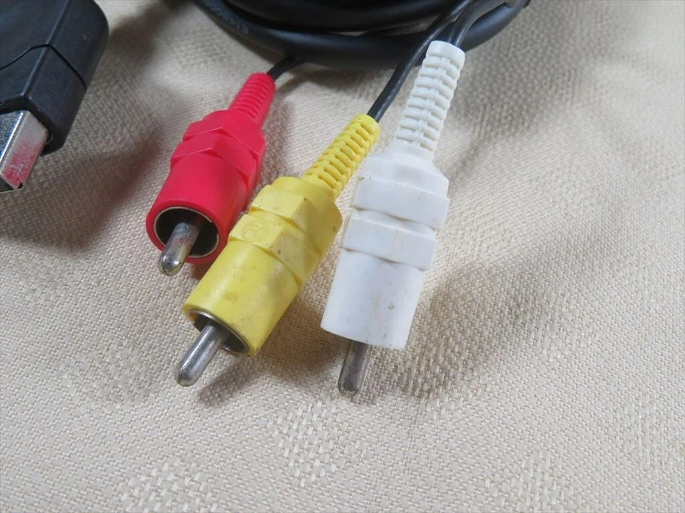 Dreamcast SEGA DC stereo av cable Japan official game authentic hkt-7900 tested - Image 4 of 4