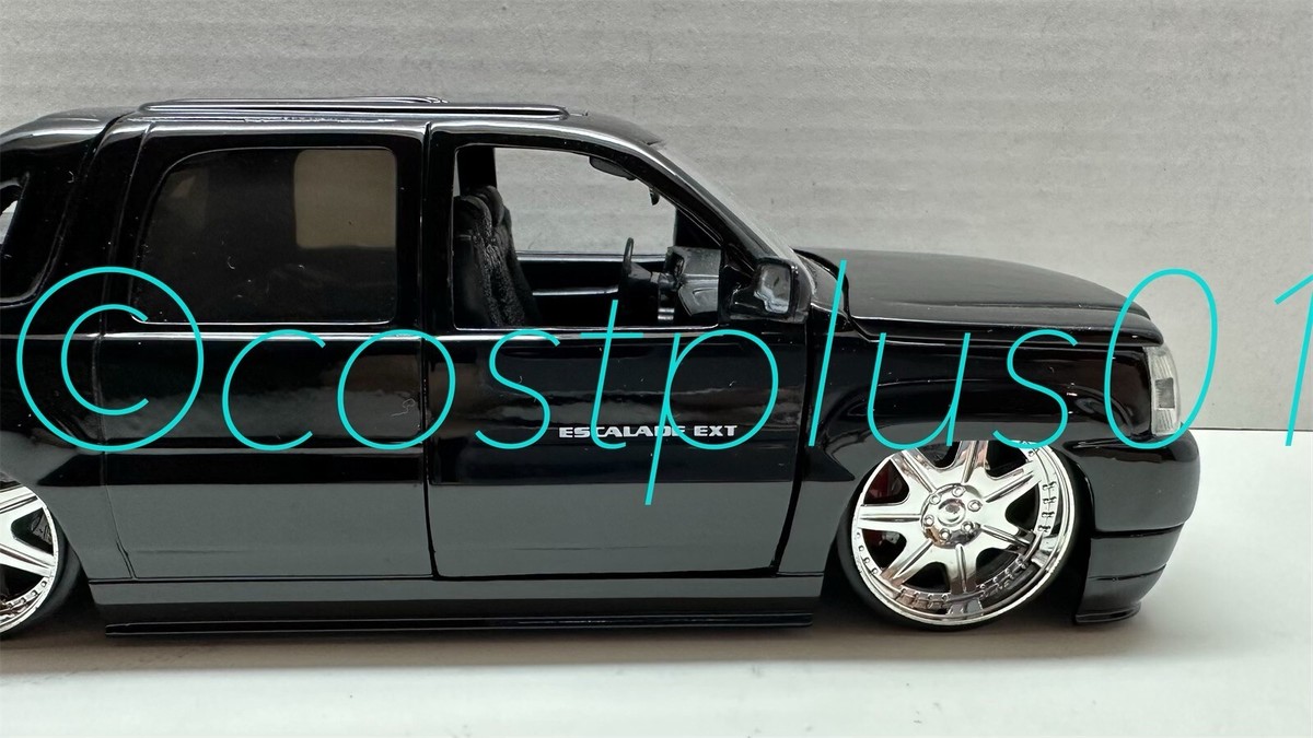 JADA BTK 2002 CADILLAC ESCALADE EXT 1:24 BLACK | eBay
