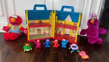 RARE Vtg 80s Illco SESAME STREET Playhouse Set 7 Figures Elmo Plush Car Grover