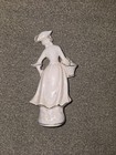Unmarked Hand Painted White/Gold Porcelain Woman Figurine Japan 1940s 5 in — photo 2