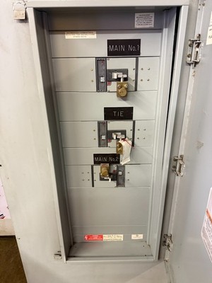 General Electric Maintenance Bypass Panelboard 480Y/277v 600 Amp 3 Ph 4 wire