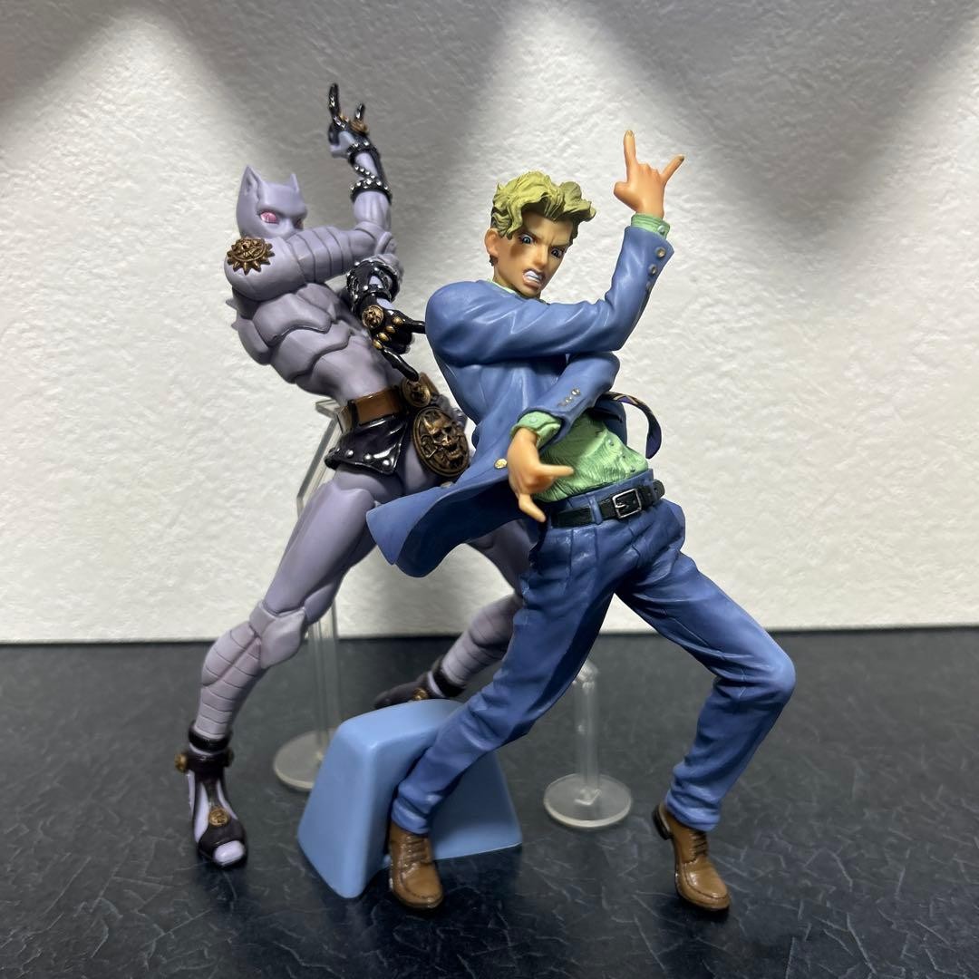 JoJo's Bizarre Adventure Kira Yoshikage Killer Queen Figure