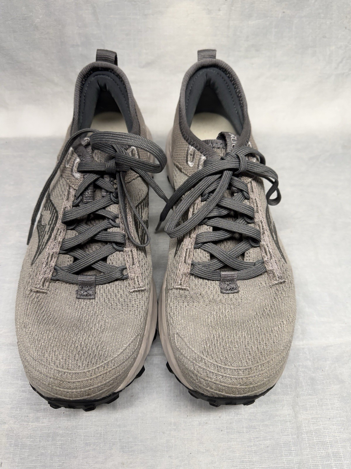 Saucony Peregrine RFG Cinder Women’s Gray Mesh Sneakers Lace Up Size 8.5 thumbnail 2