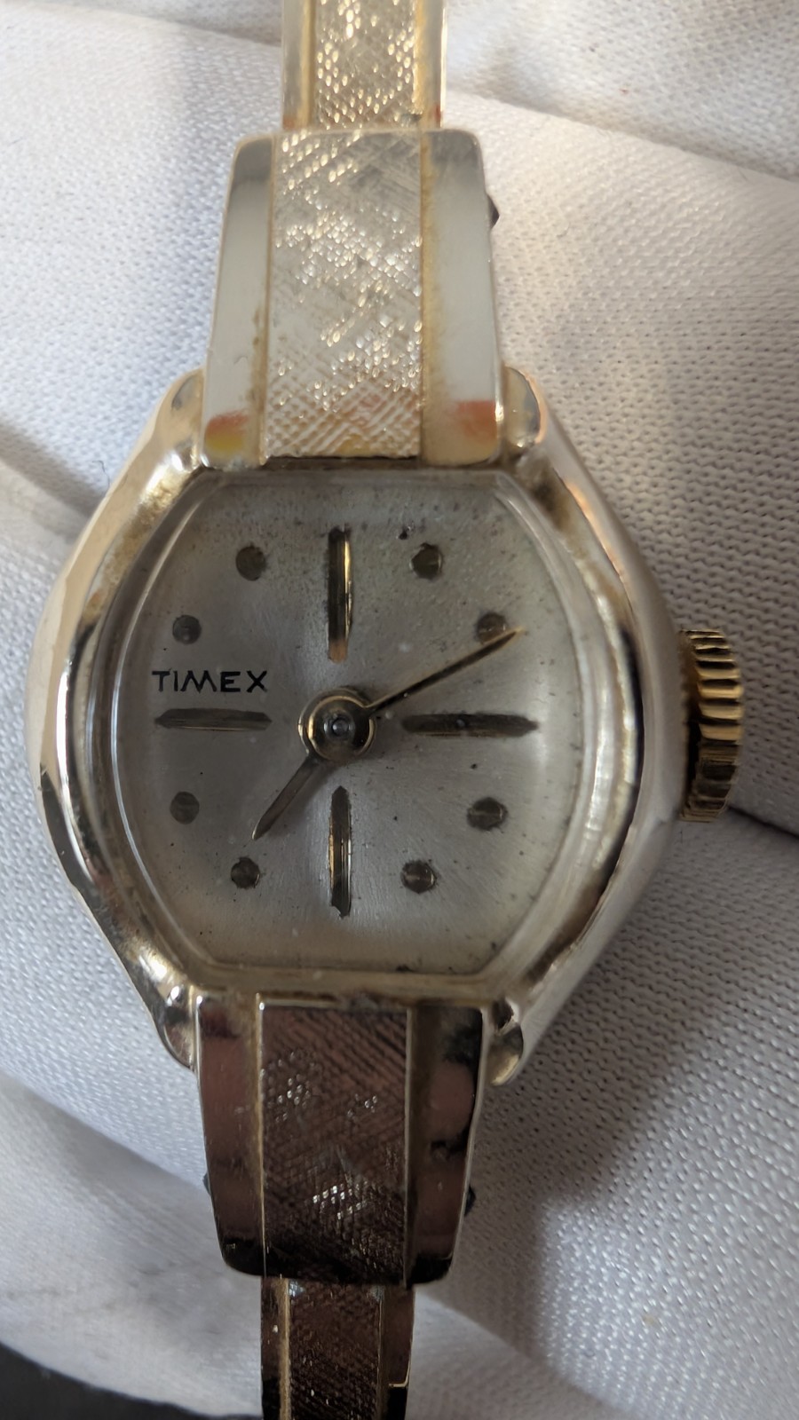Working Timex Ladies Bangle Watch – Silver-Tone Bracelet – Manual Wind