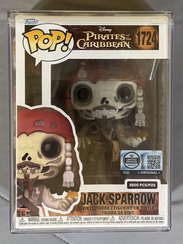 Funko Pop Pirates of the Caribbean 1724 Jack Sparrow Royalty 3500 PCS