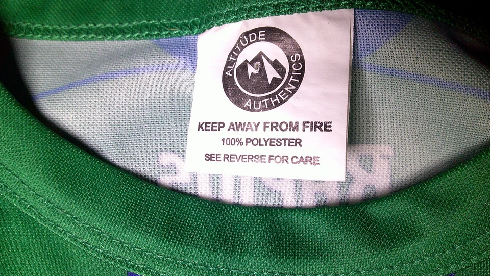 Colorado Rapids Soccer Jersey Men Size Medium - Image 4 of 4