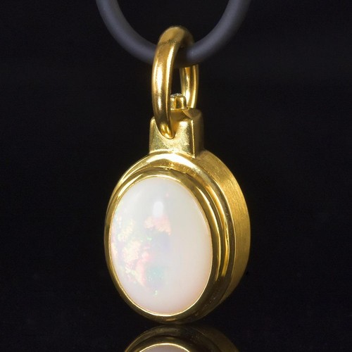 Ciondolo Trillion in opale blu – Collana in argento sterling, pietra portafortuna di ottobre - Italia