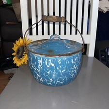 Vintage Blue and White Swirl Enamelware/Graniteware Kettle Pot Handle With Lid