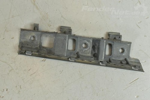 Volkswagen PASSAT B6 2006 Halterung Stoßstange Stoßfänger vorne 3C0807184