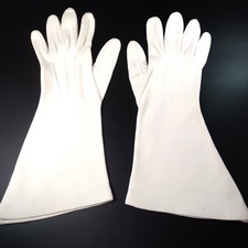 1930-1950s Hansen 3/4 Length Size 7 Gloves Women  s White 12" Long Wisconsin
