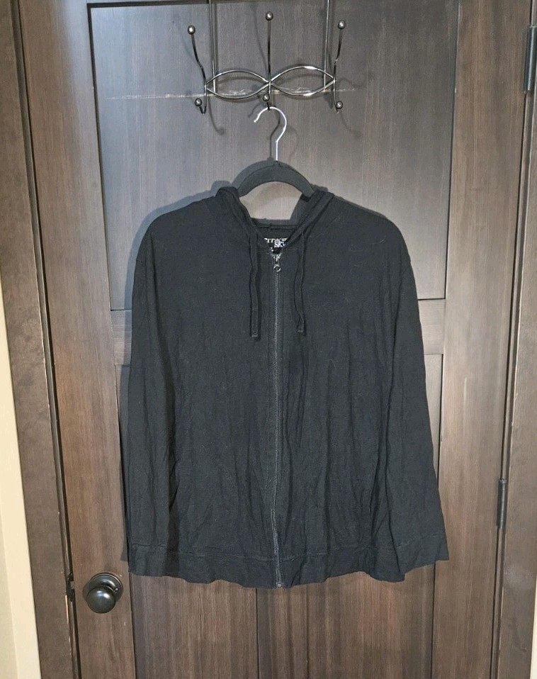 EUC Women's Plus Black Full Zip-Up Lightweight Hooded Sweatshirt Size 1X 16/18W