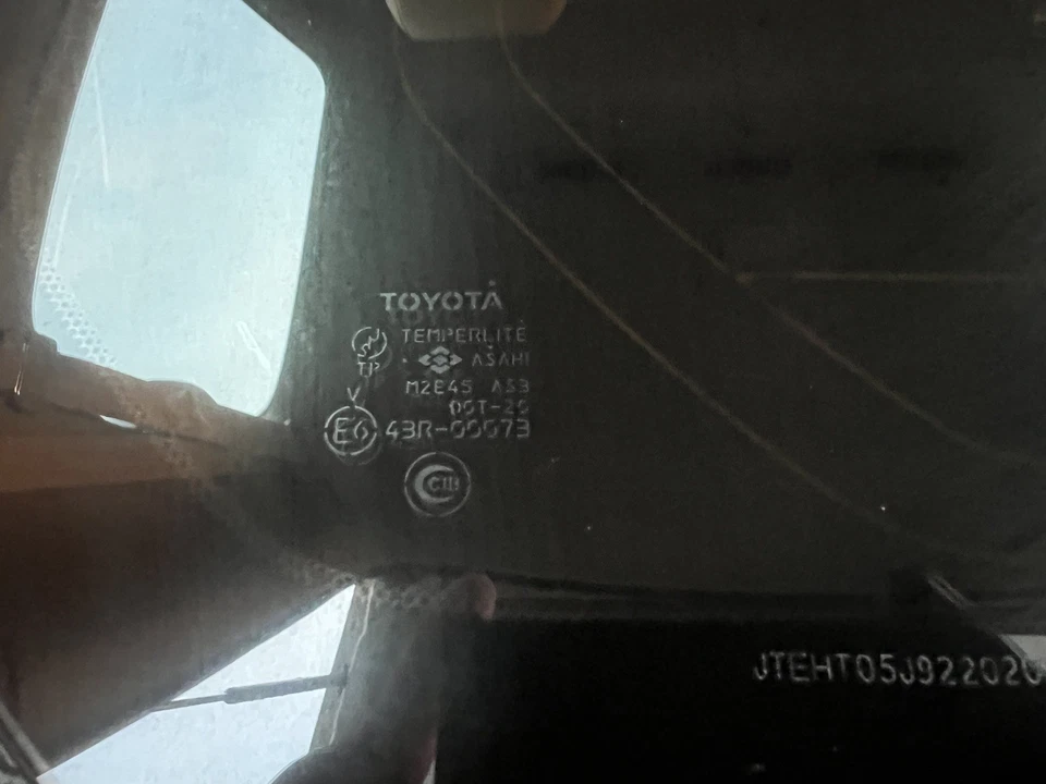 REAR RIGHT BOOT QUARTER WINDOW GLASS FOR TOYOTA LANDCRUISER LC100 1998-2004 - Image 3 of 3